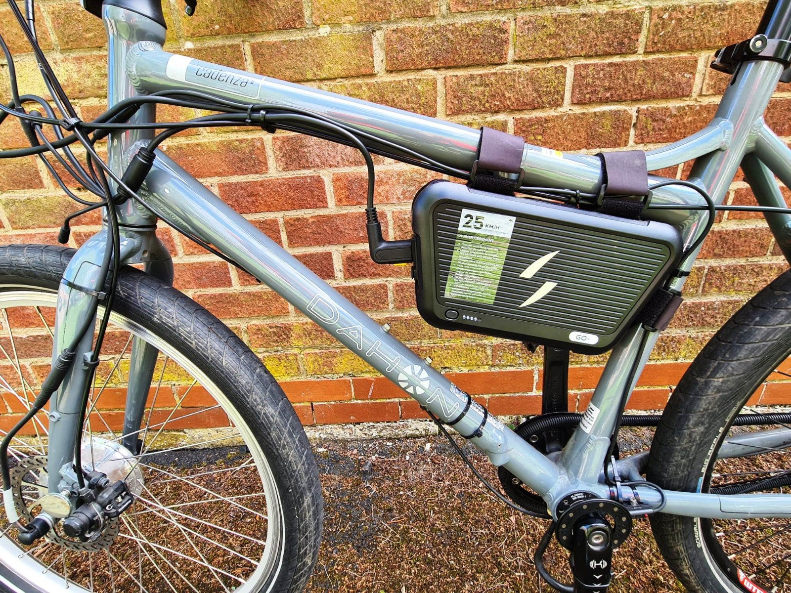 Full Size Dahon Cadenza Folding Bike 8 Speed Alfine Hub 26" Wheels £ Disc Brakes