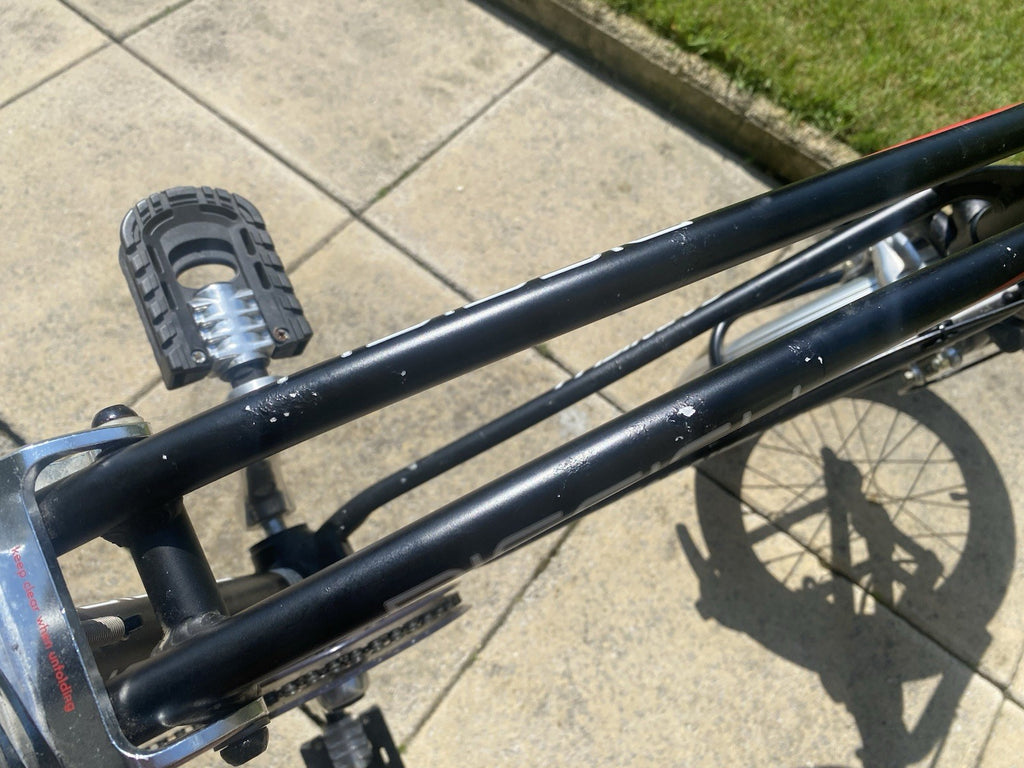 Big Fish Folding Bike 20in Black/Silver, Caliper Side-Pull, Mudguards