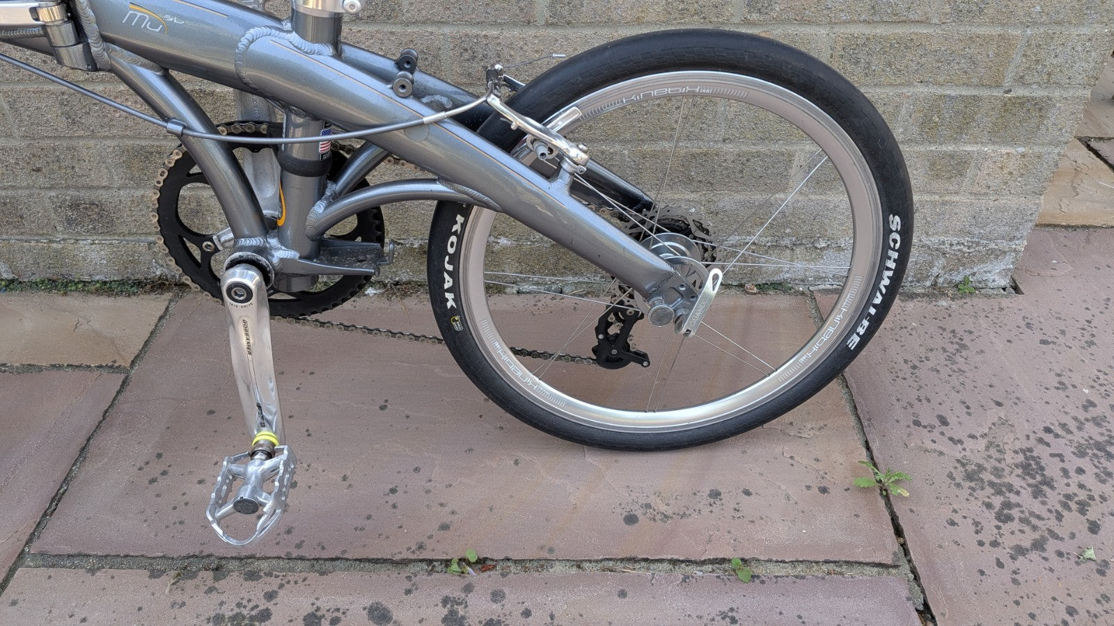 Dahon Mu SL folding bike | 2006 | lightweight ~ 10kg Aluminium | 20” | 9-speed.