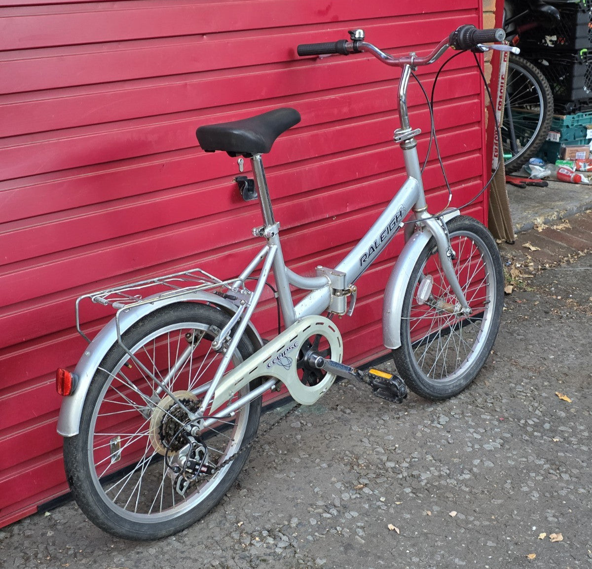 RALEIGH ECLIPSE FOLD UP BIKE (33cm FRAME SIZE w/ 20" WHEELS)
