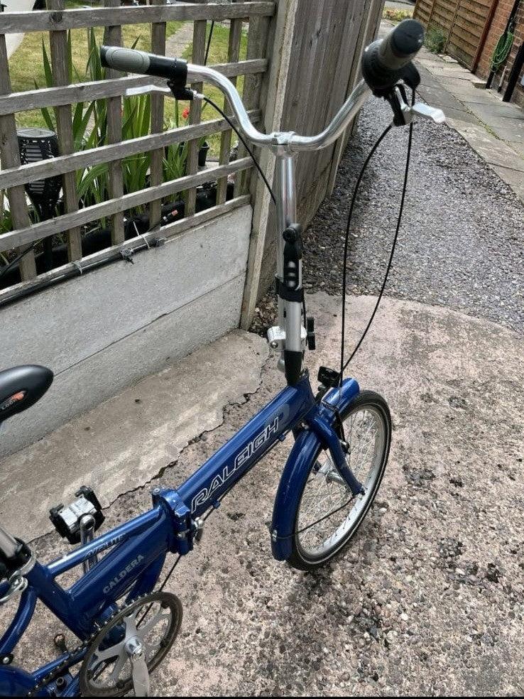 Raleigh Foldable Bike Stow A Way - Lightweight and compact.