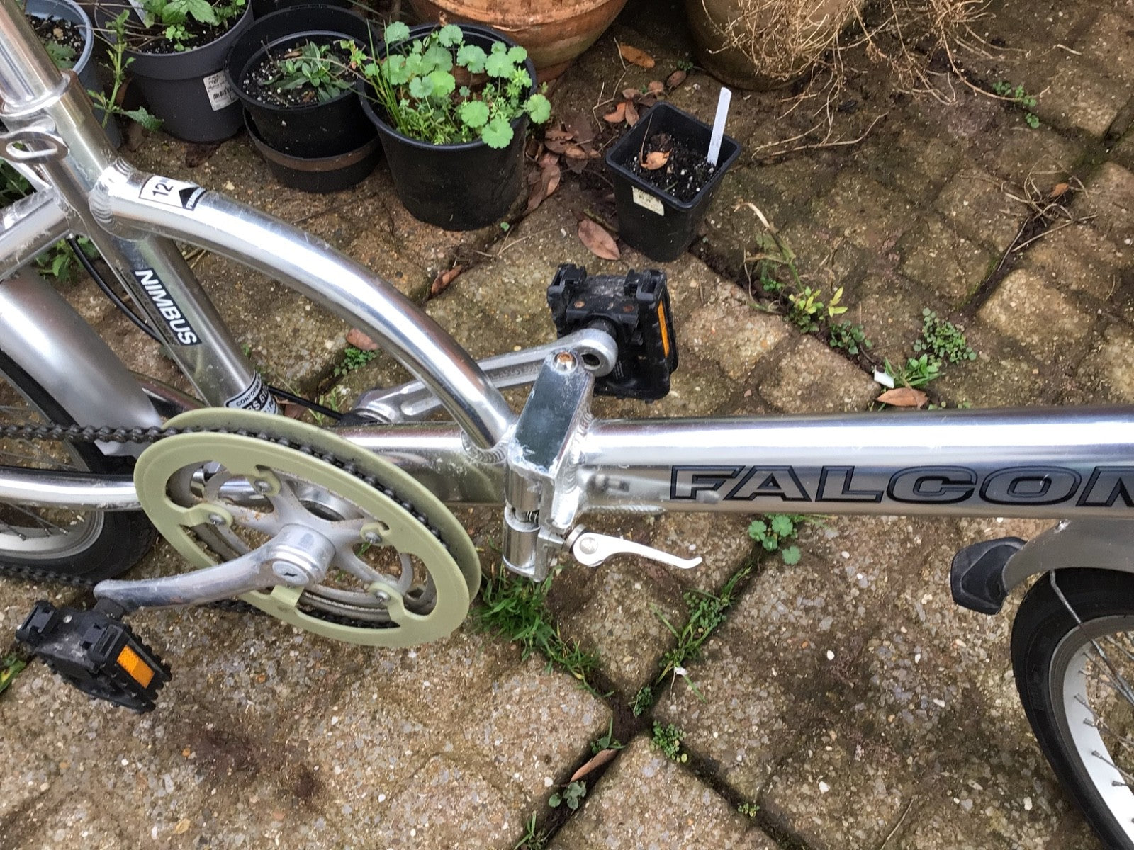 FALCON NIMBUS FOLDING BIKE IN STORAGE BAG