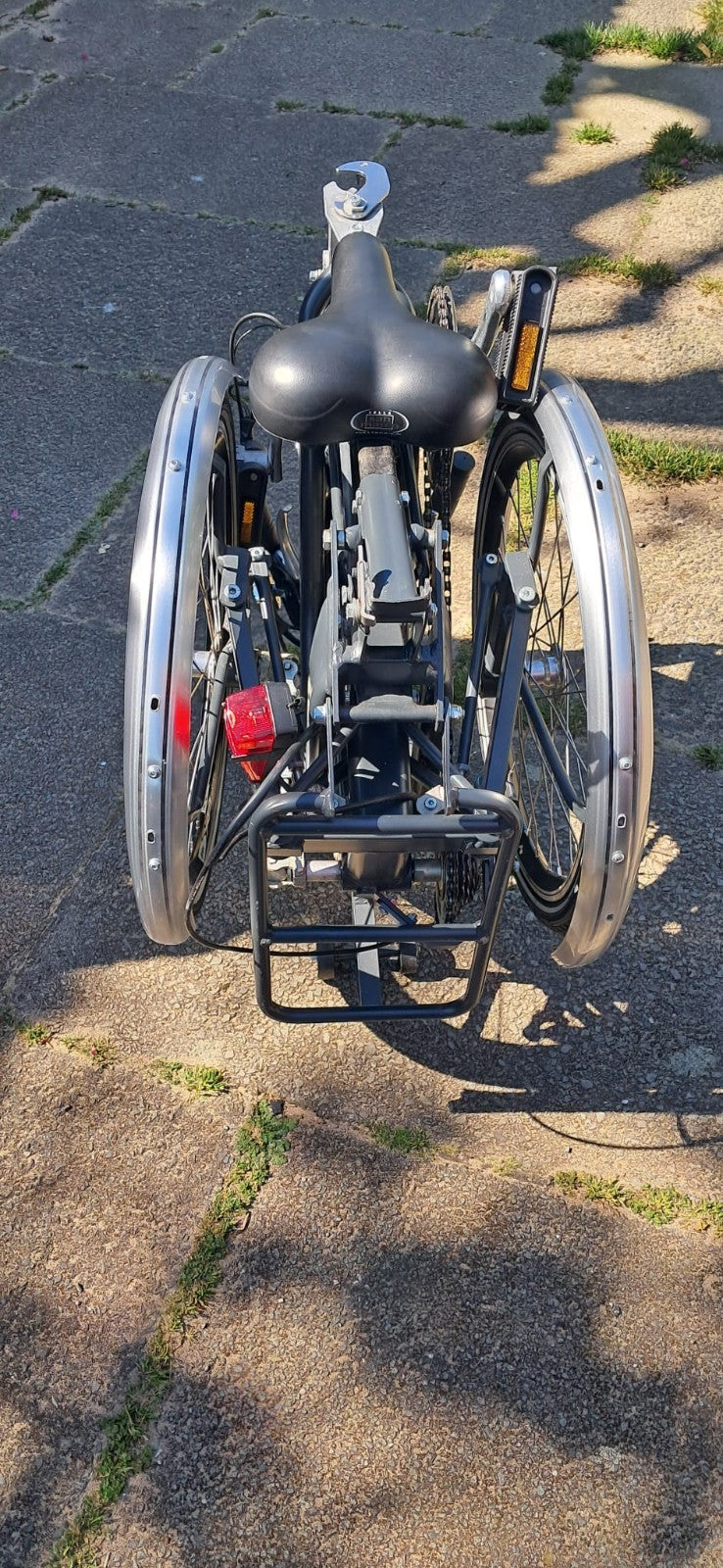 Di Blasi R32 Adult Folding Tricycle (compact folded) Excellent condition.