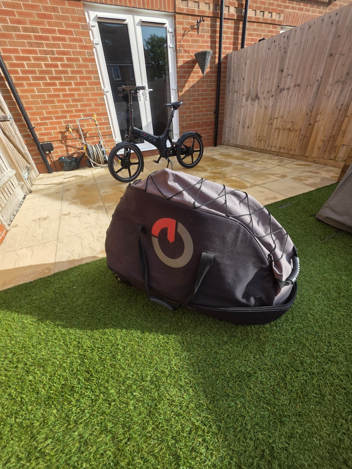 Gocycle G4 Bike with travel case