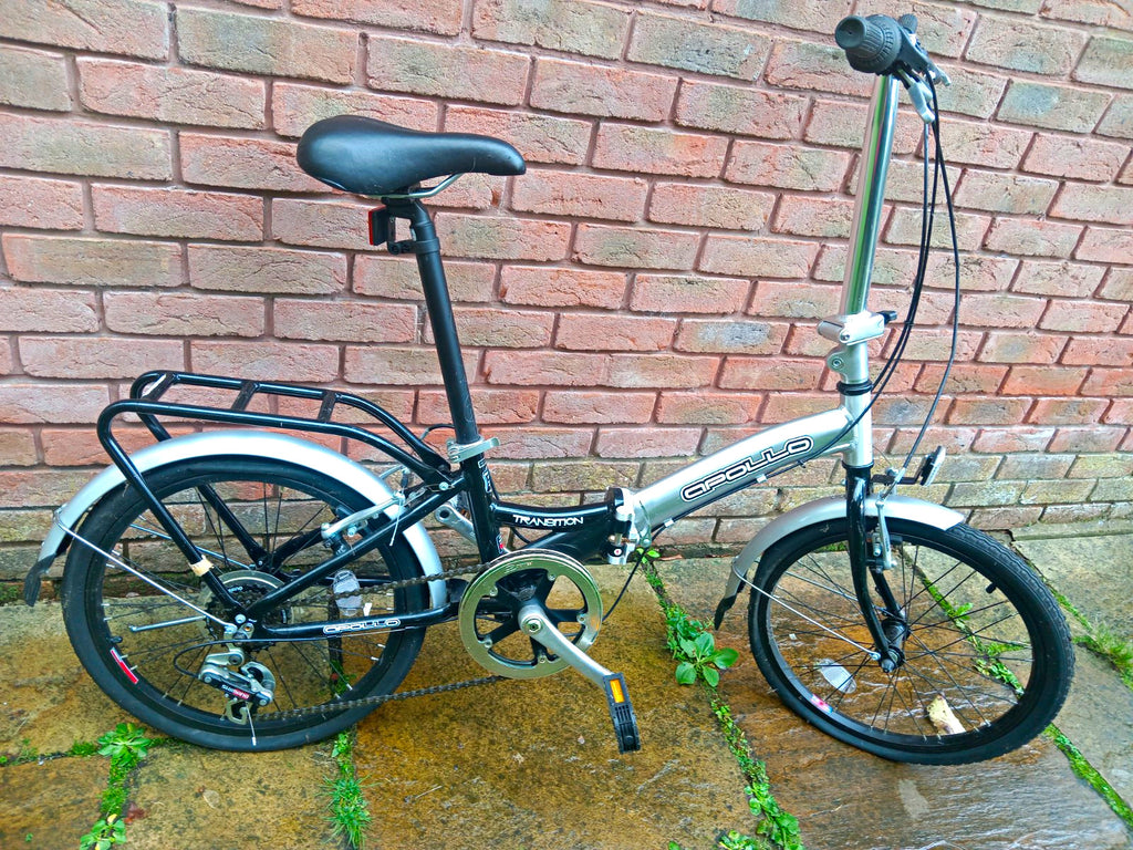 Apollo Transition 20in Folding Bike 7-Speed V-Brakes Rack Mudguards Silver/Black