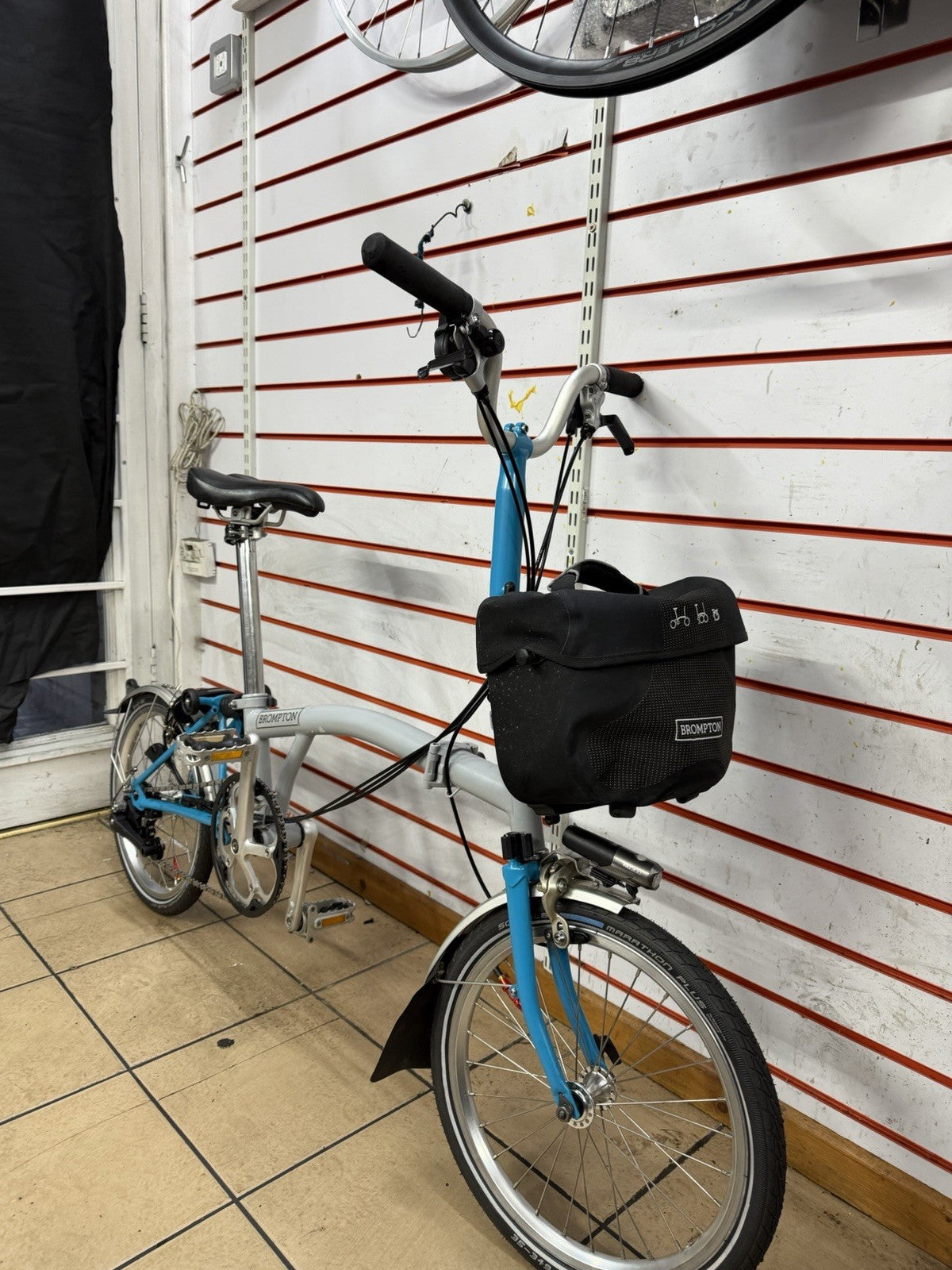 Brompton Folding Bike M6L Grey/Turquoise + Brompton Front Bag,excellent Con: