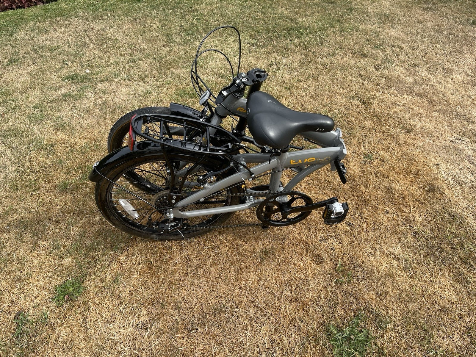 Raleigh Evo Two Folding Bike Excellent Condition Collection Only