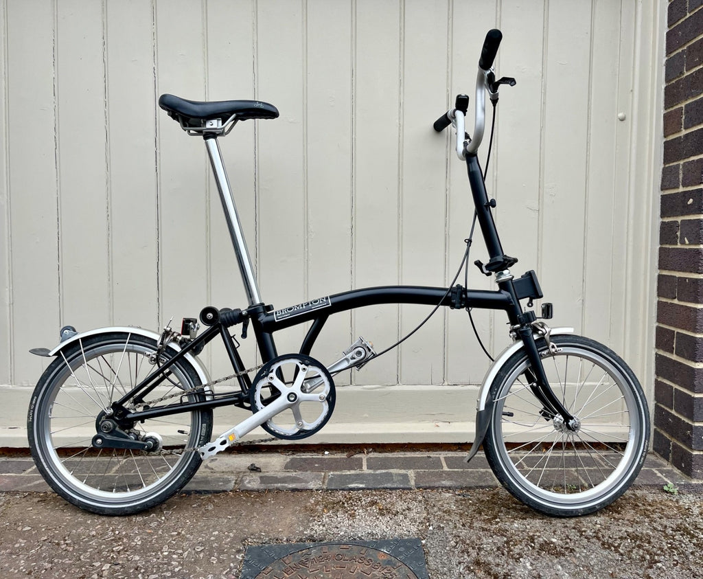Brompton M1L folding bicycle - single speed - black - great condition