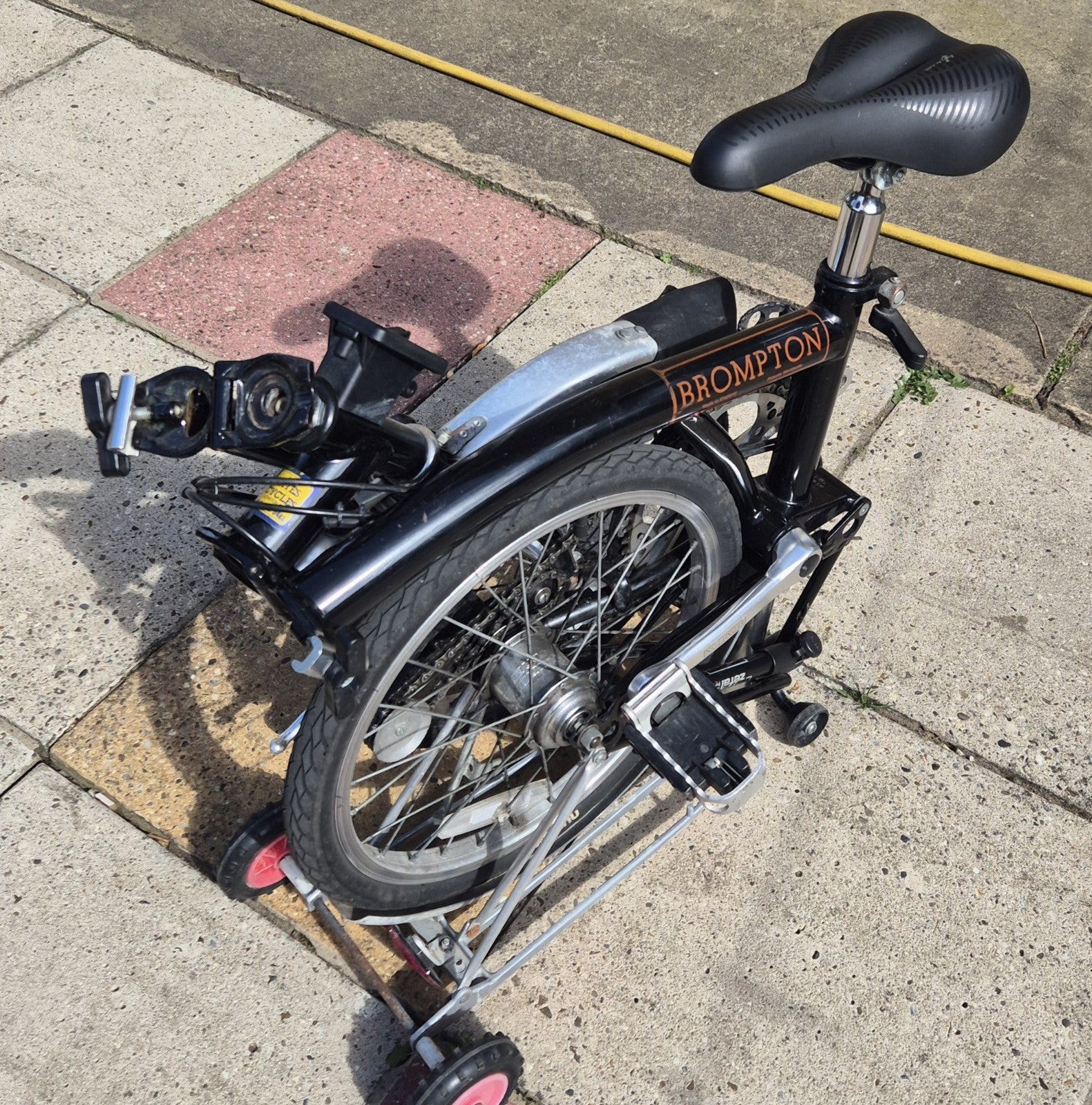 Brompton Folding Bike 16in 5-Speed Black/Silver Adjustable Seat Bell