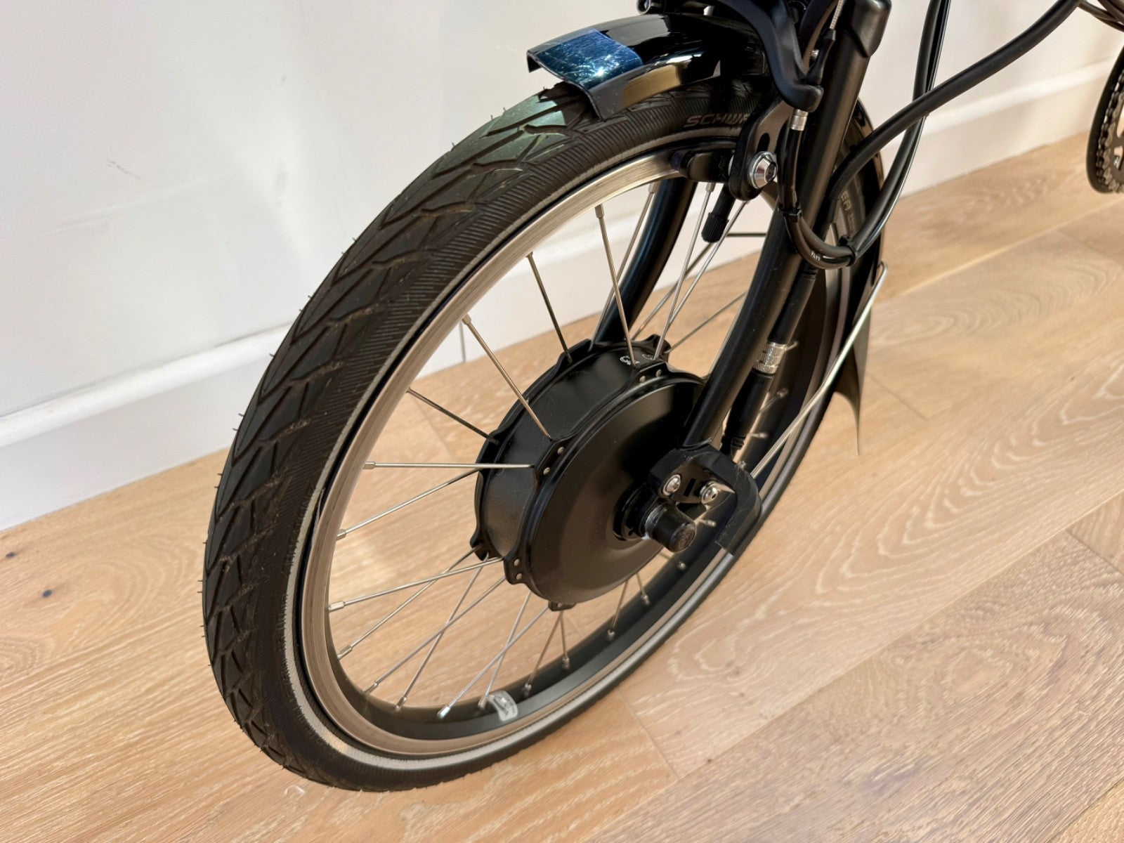 Brompton Electric C Line 6 Speed Folding Bike 2023 - Cloud Blue - RRP £3060 H6L