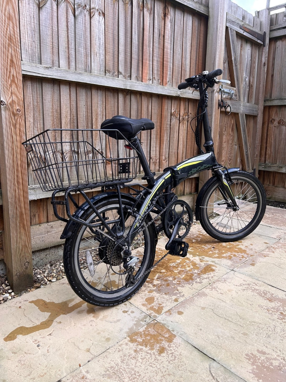 Carrera Crosscity E  Folding Bike Pedal Assist