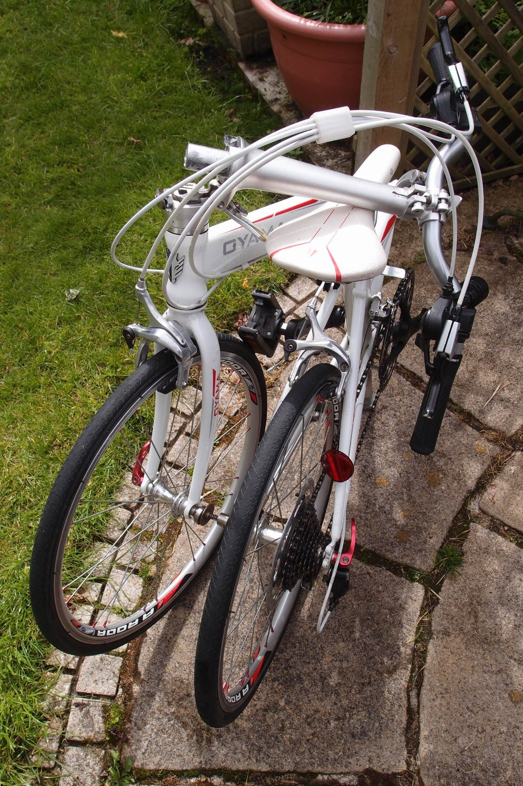 OYAMA 16 SPEED FOLDING BIKE