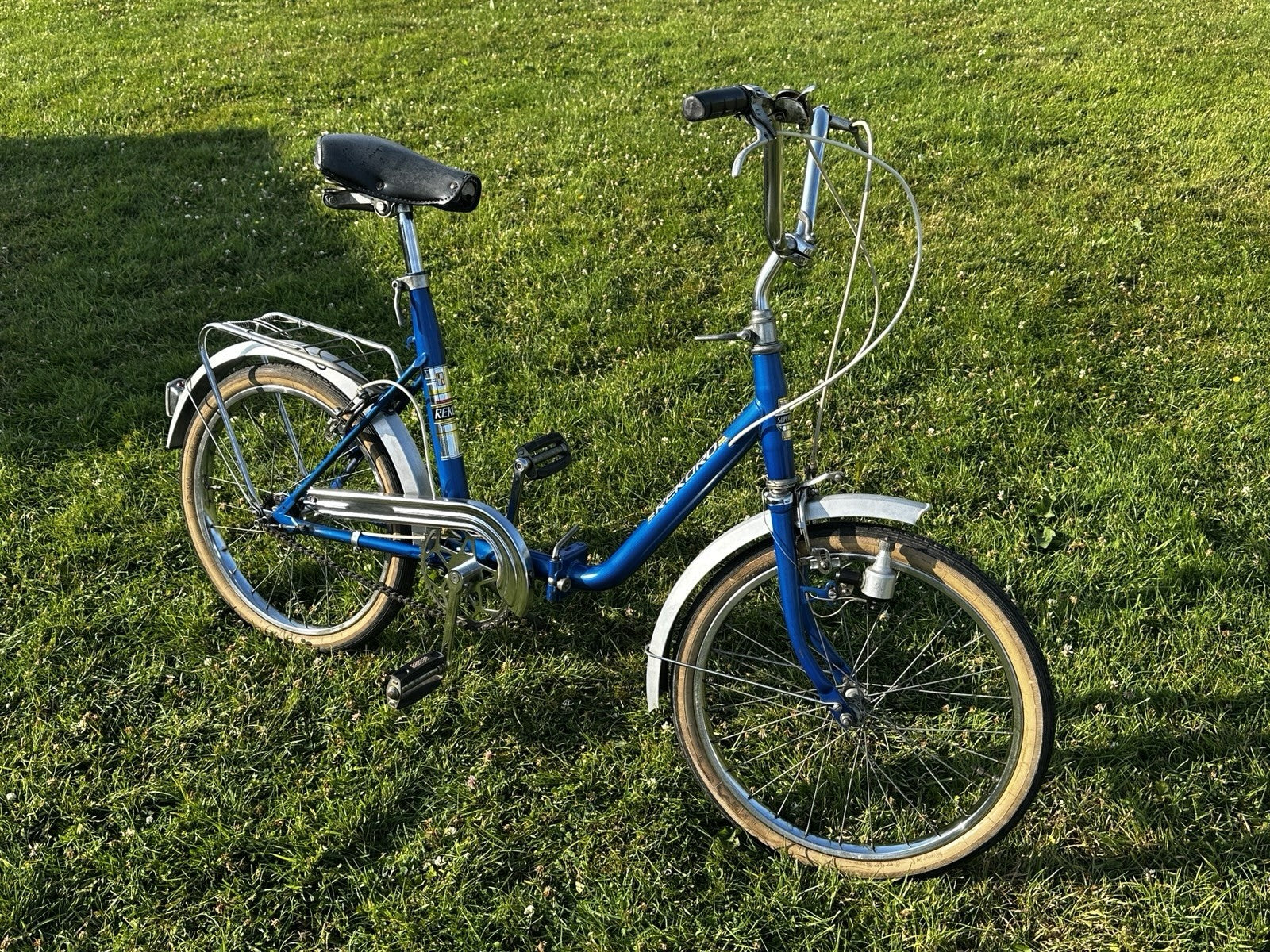 Vintage 1975 Rekord Superlux De Luxe Folding Bicycle.