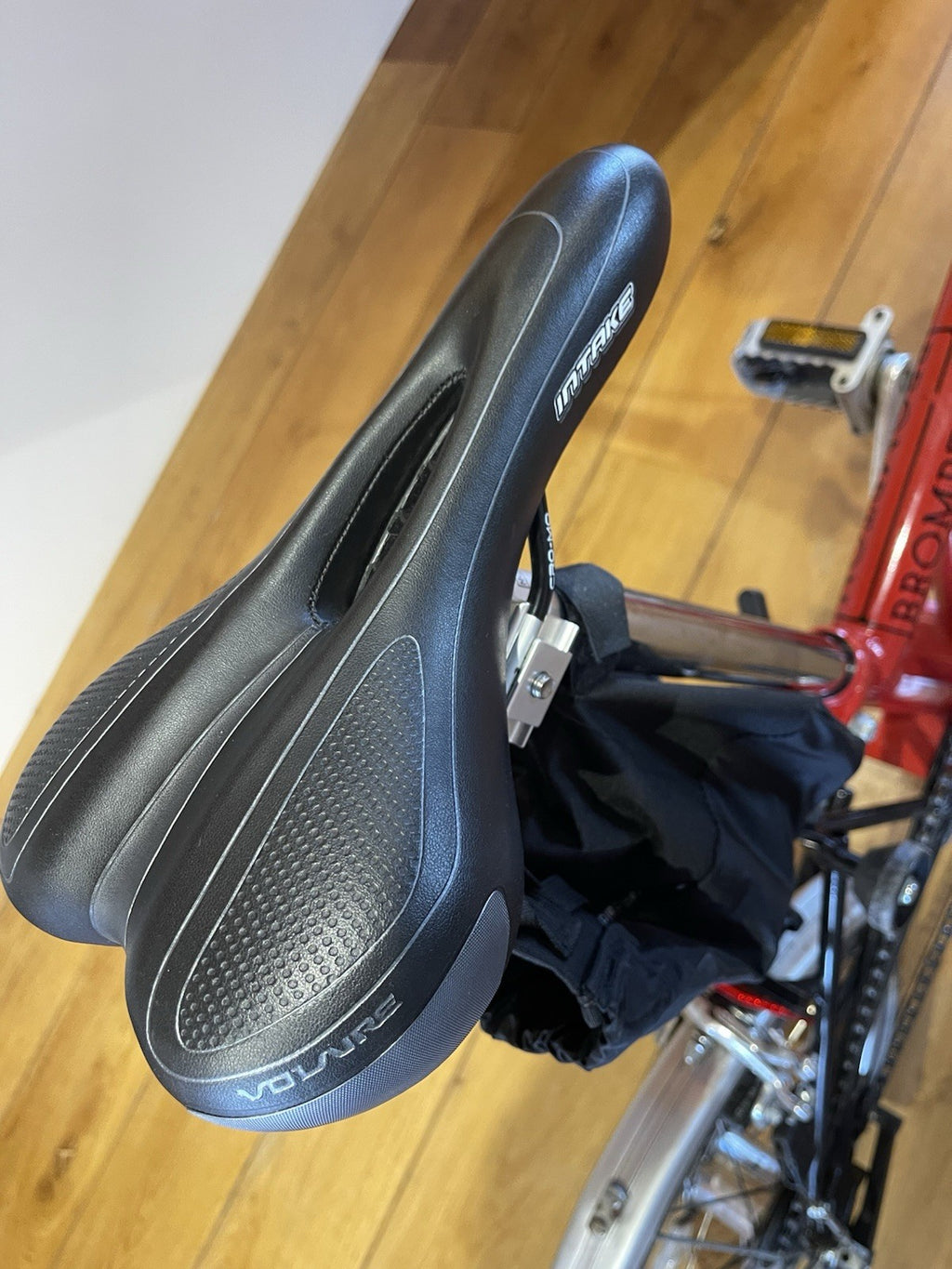 Brompton Folding Bike 16in Red/Black Derailleur Caliper, Mudguards Reflectors