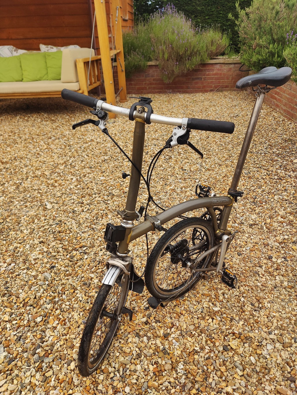 Brompton Folding Bike P-Line Super light (titanium fork / rear) in raw lacquer