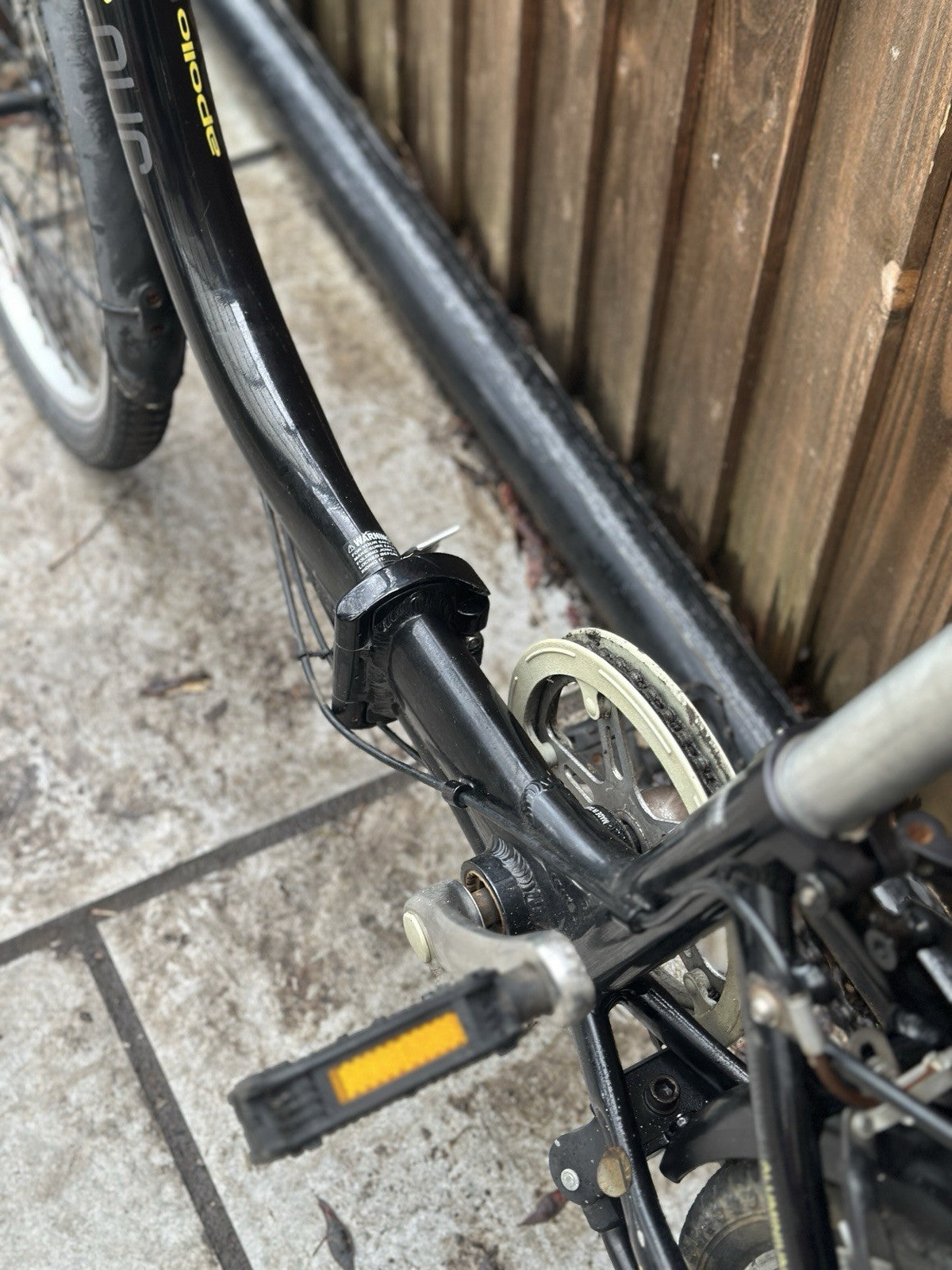 Apollo Contour Folding Bike 20inch Wheel