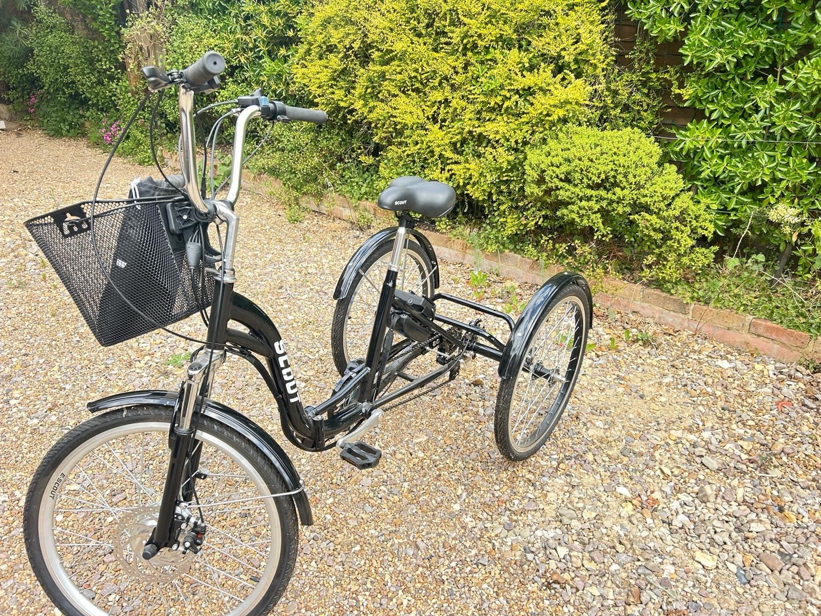 Unisex Adult electric folding frame, 24”Tricycle 3-Wheel Bike with Basket