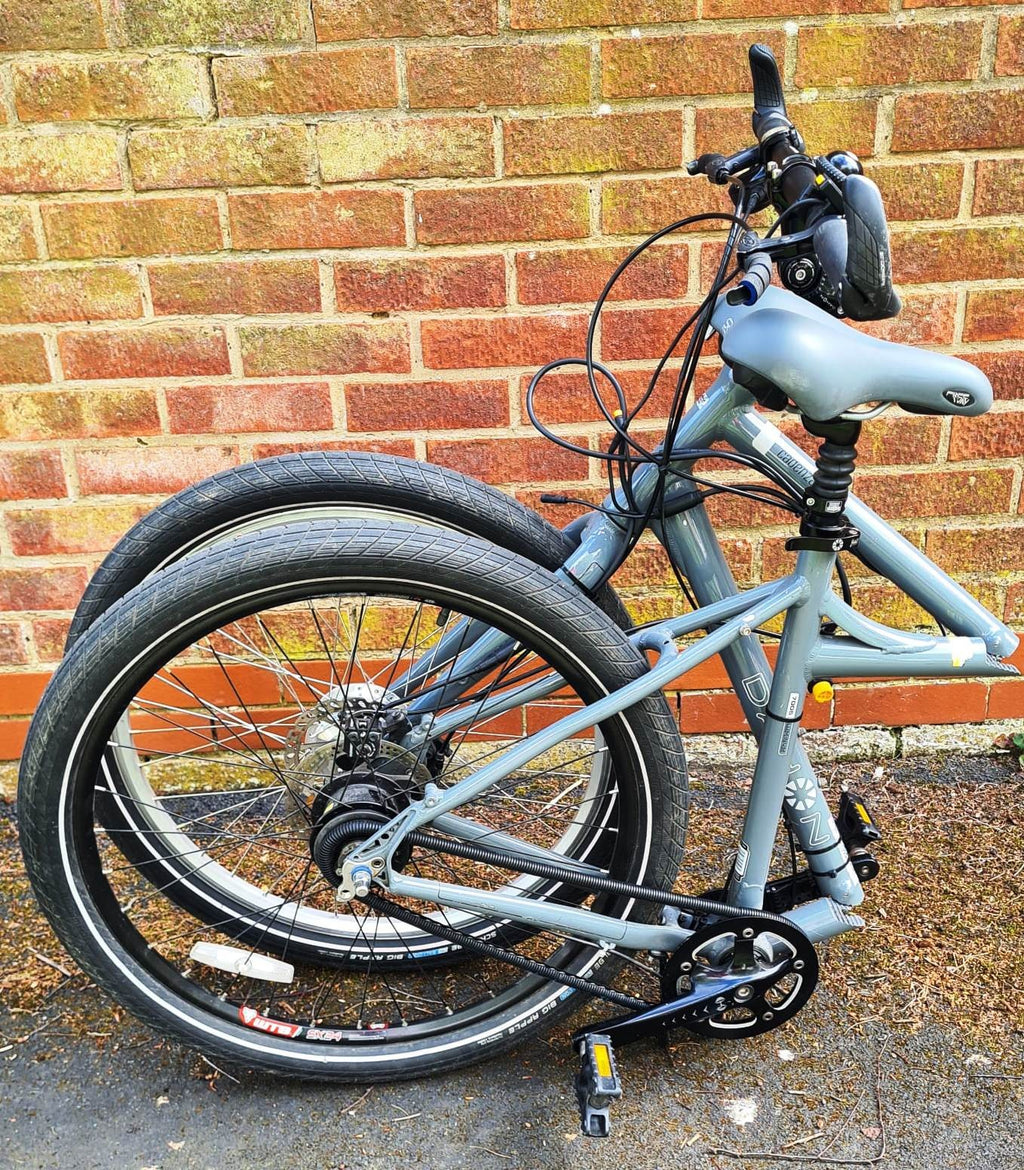 Full Size Dahon Cadenza Folding Bike 8 Speed Alfine Hub 26" Wheels £ Disc Brakes
