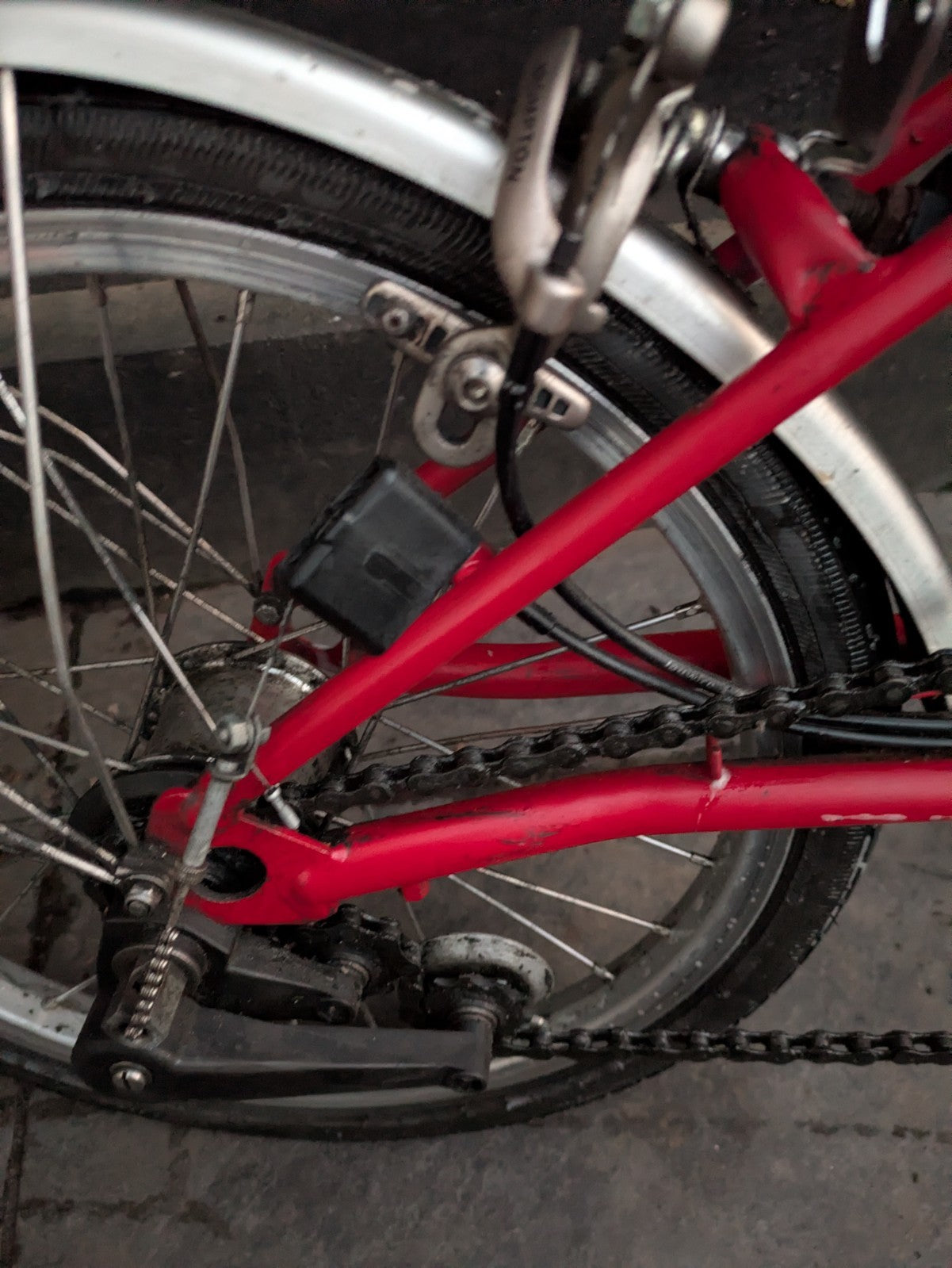 Brompton - 3 gears - Red - Good condition and smooth ride