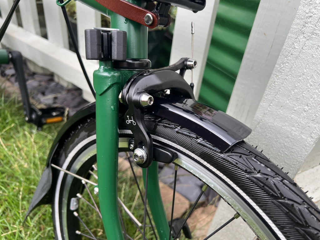 2024 Brompton C Line Explore 6-Speed - British Racing Green - pristine