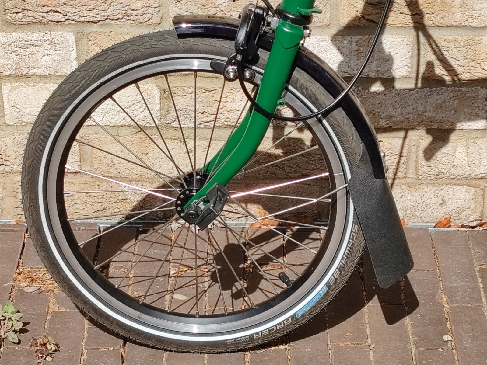 2024 Brompton C Line 6 Speed Folding Bike – Racing Green – Great Condition
