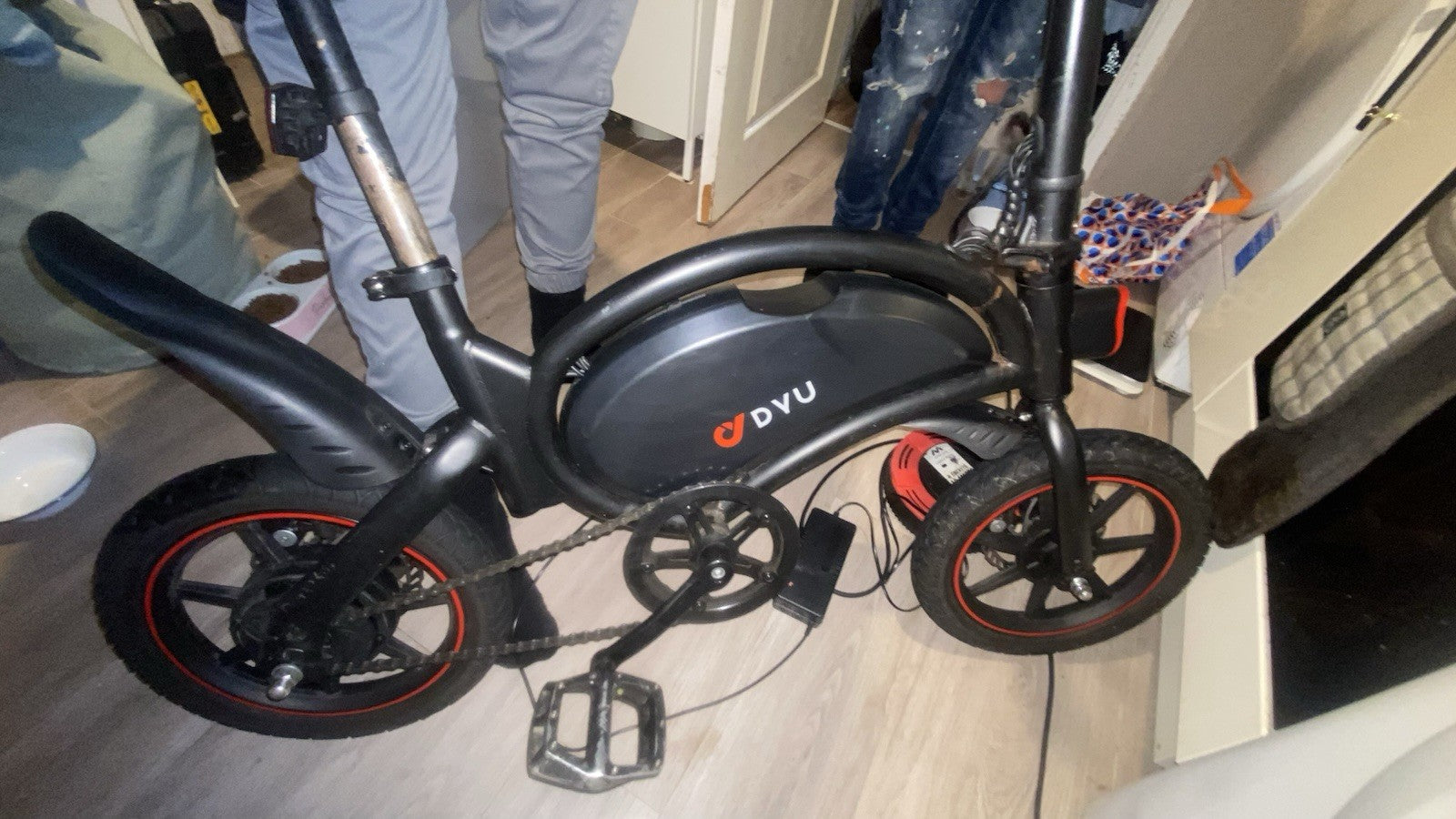 DYU 14in Folding  36V 10Ah 250W Disc Brakes, Lights, Black