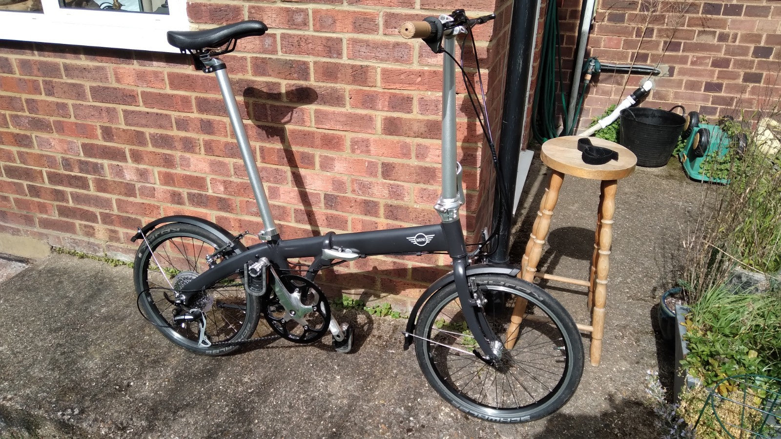 Mini/BMW folding bike, very good condition, super high quality build and parts.