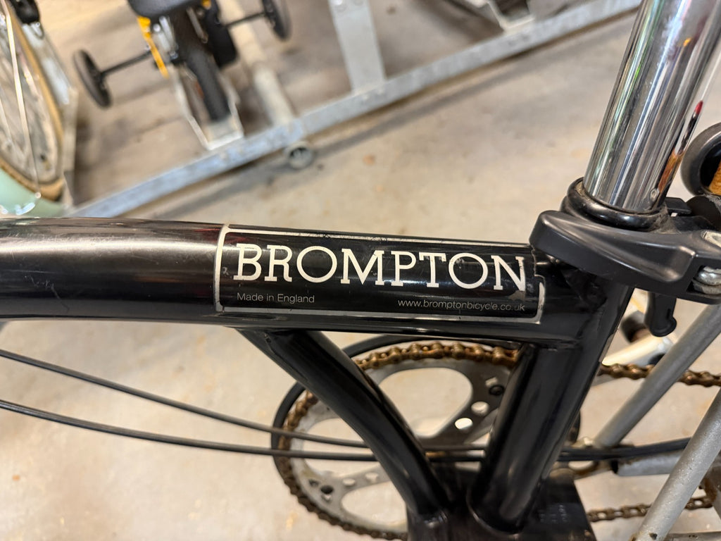 Brompton M6L 6 Speed Folding Bike Black, M-Type Bars, Mudguards - Putney SW15