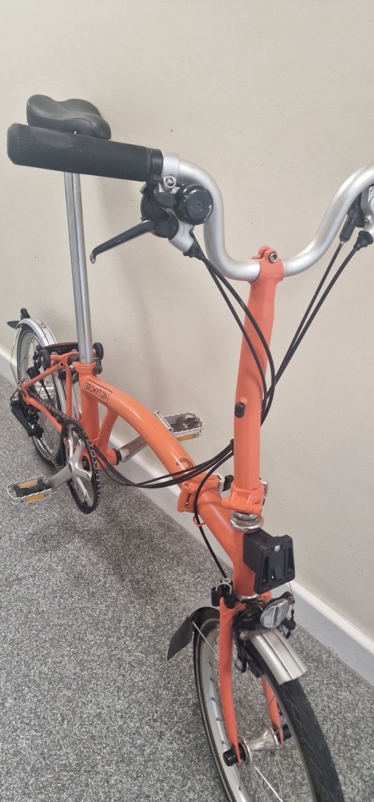Brompton  C Line 6 Spd FLAME CORAL  Global P&P📦🌎✈️📬