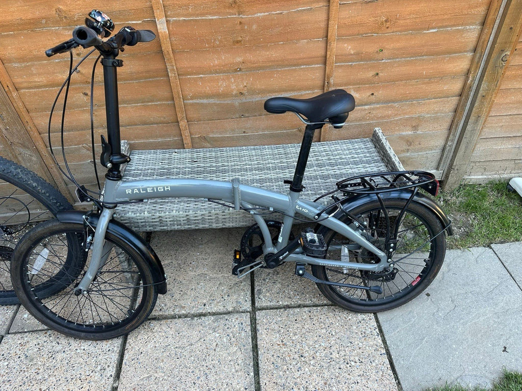 Raleigh Evo 2 Fold Up Grey Commuter Bike Excellent Condition Collection Only