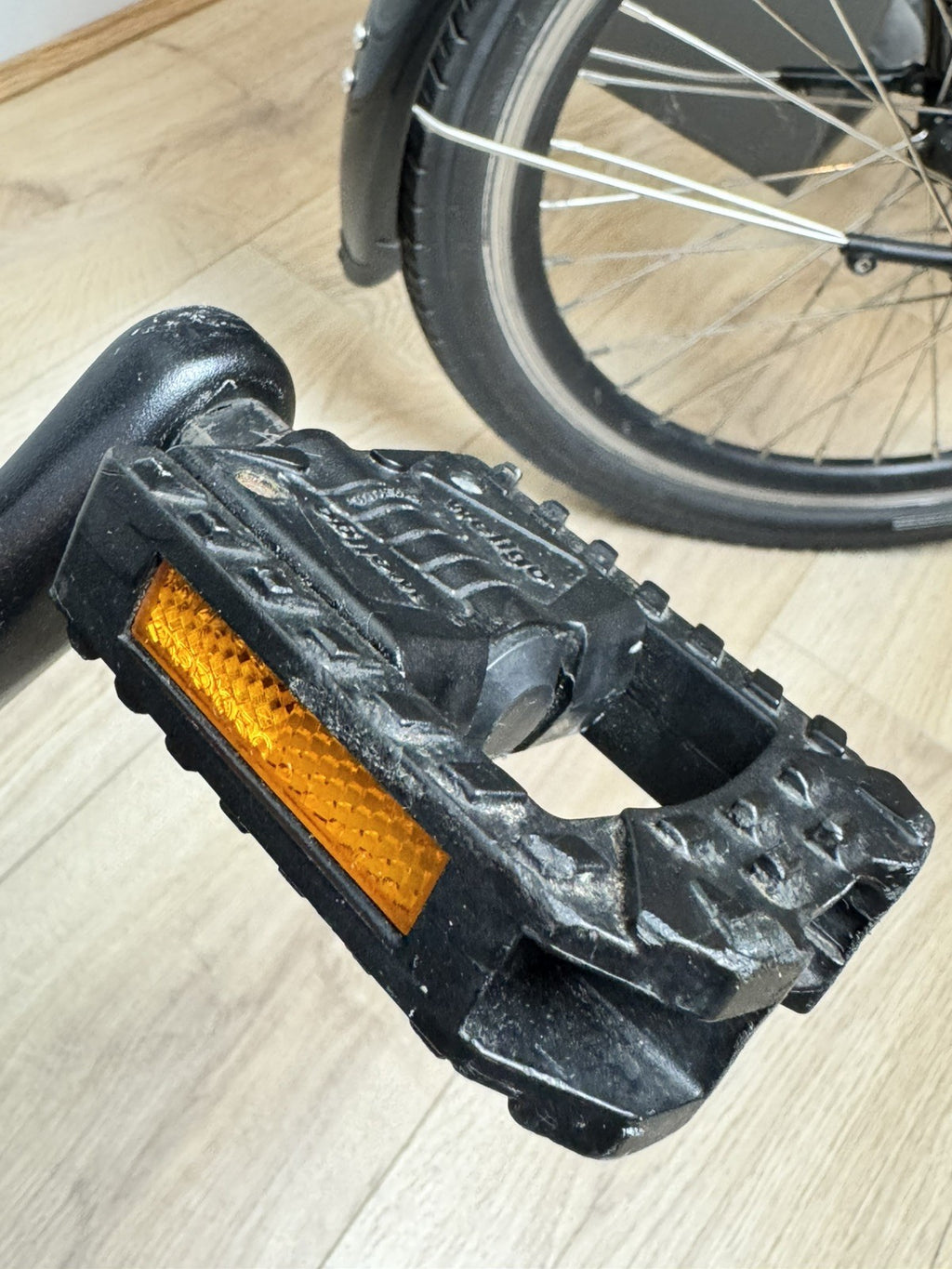 Carrera Crosscity  Bike Pedal Assist