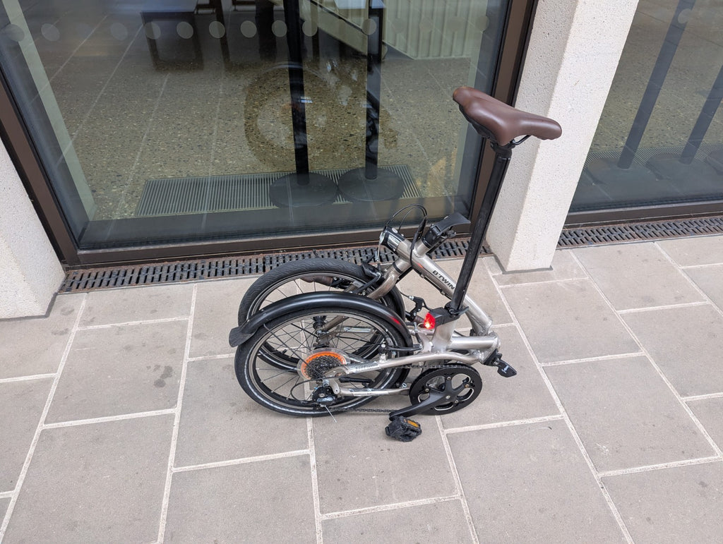 BTWIN Tilt 900 Folding Bike 9-Speed Shimano Sora, Lightweight Aluminium Frame