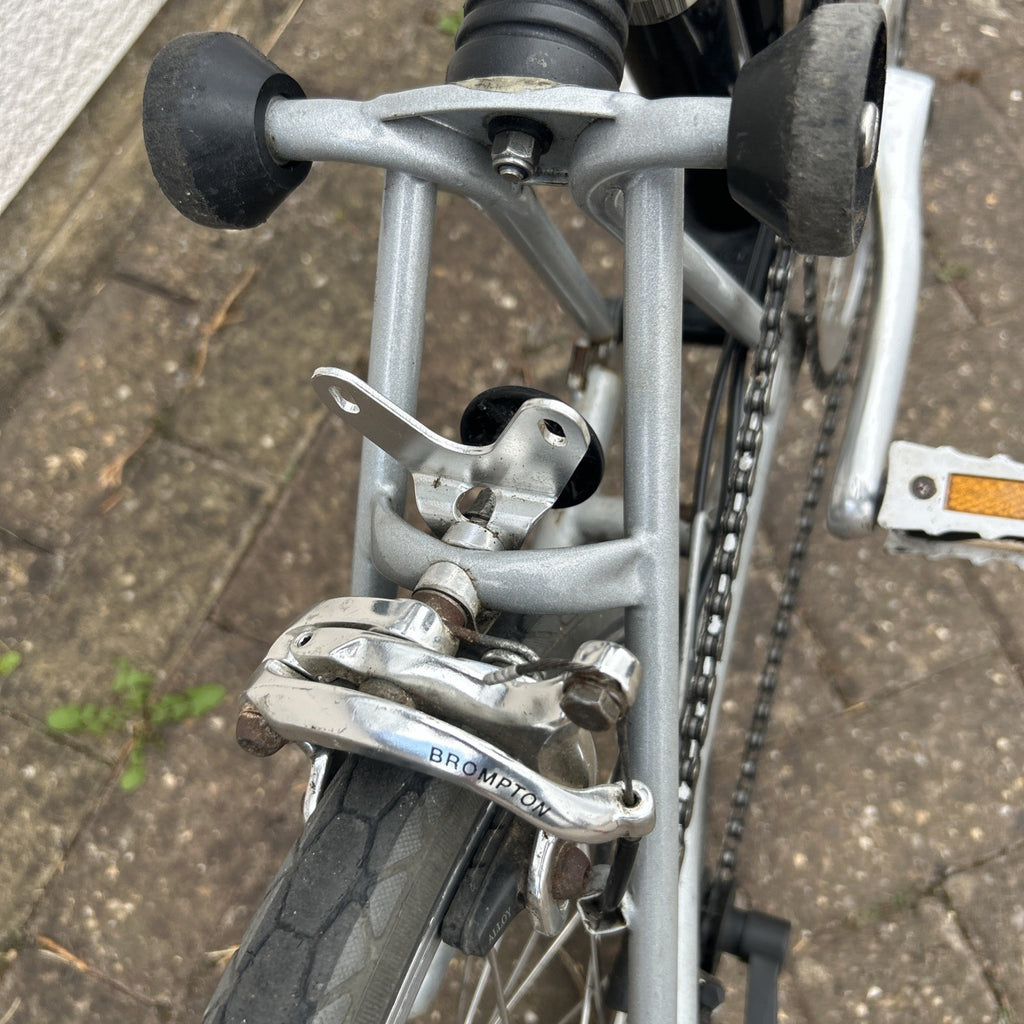 Brompton Folding Bike 2007 ish Average Condition Fully Working 2 Speed S1