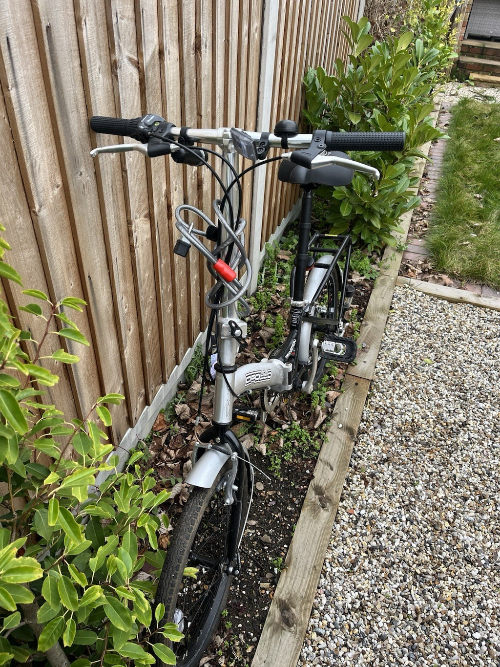 Apollo Transition Folding Bike.  20" Wheels.