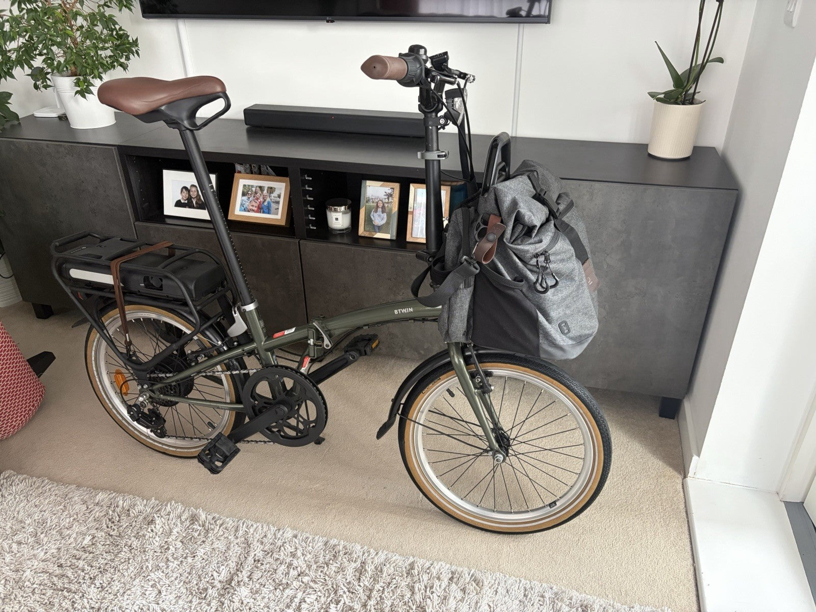 B’TWIN E-FOLD 500-GREEN FOLDING BICYCLE 20" WITH FRONT BAG