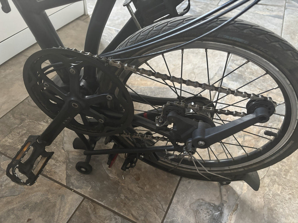 Brompton C Line 2023 Folding Bike Black 16in Mudguards 6 Speed Steel