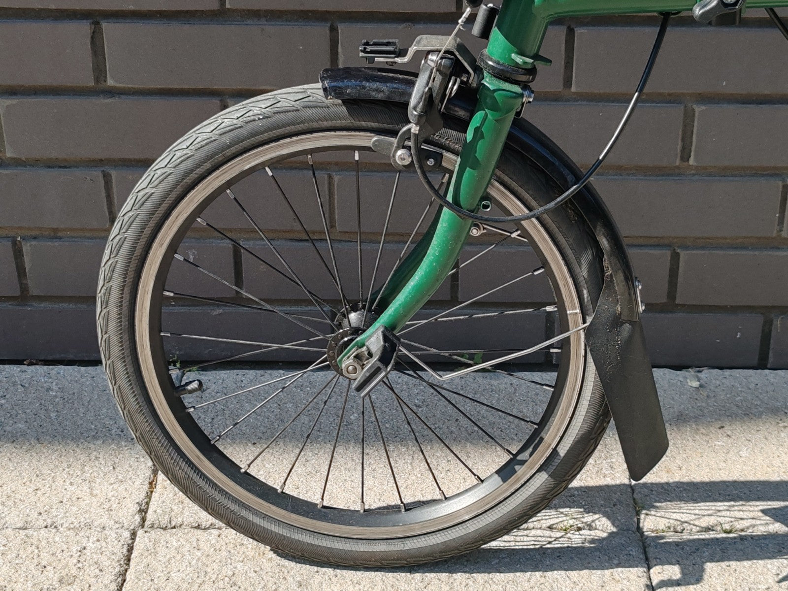 2024 Brompton C Line Explore M6L 6 Speed Folding Bike Racing Green