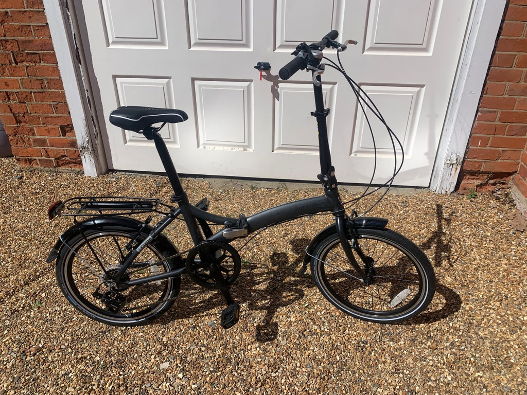 PAIR OF DAWES KINPIN FOLDING BIKES UNUSED AND IN MINT CONDITION