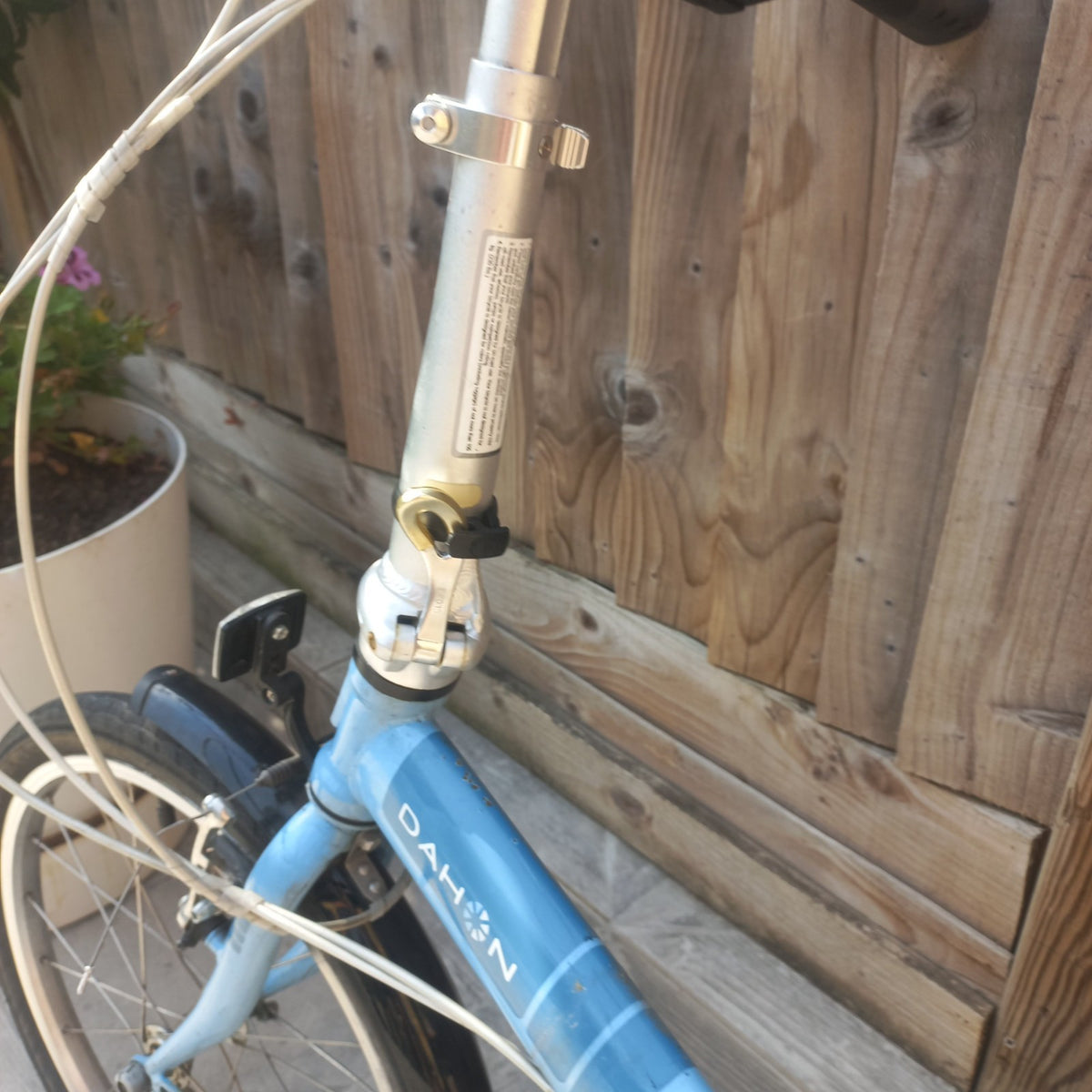 Dahon Speed D7 folding bike