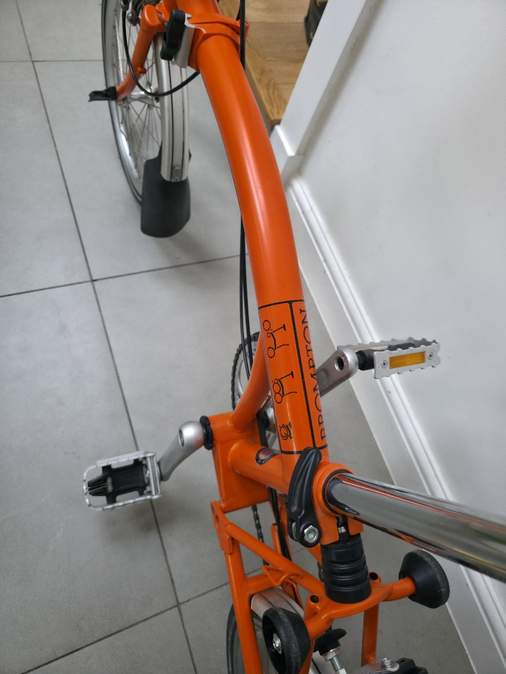 Brompton Folding Bike 2-Speed Orange Very Good Condition Fully Working