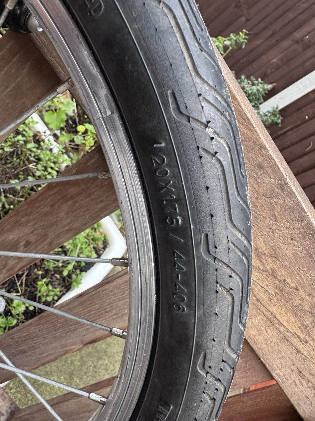 BTWIN 100 Folding Bike