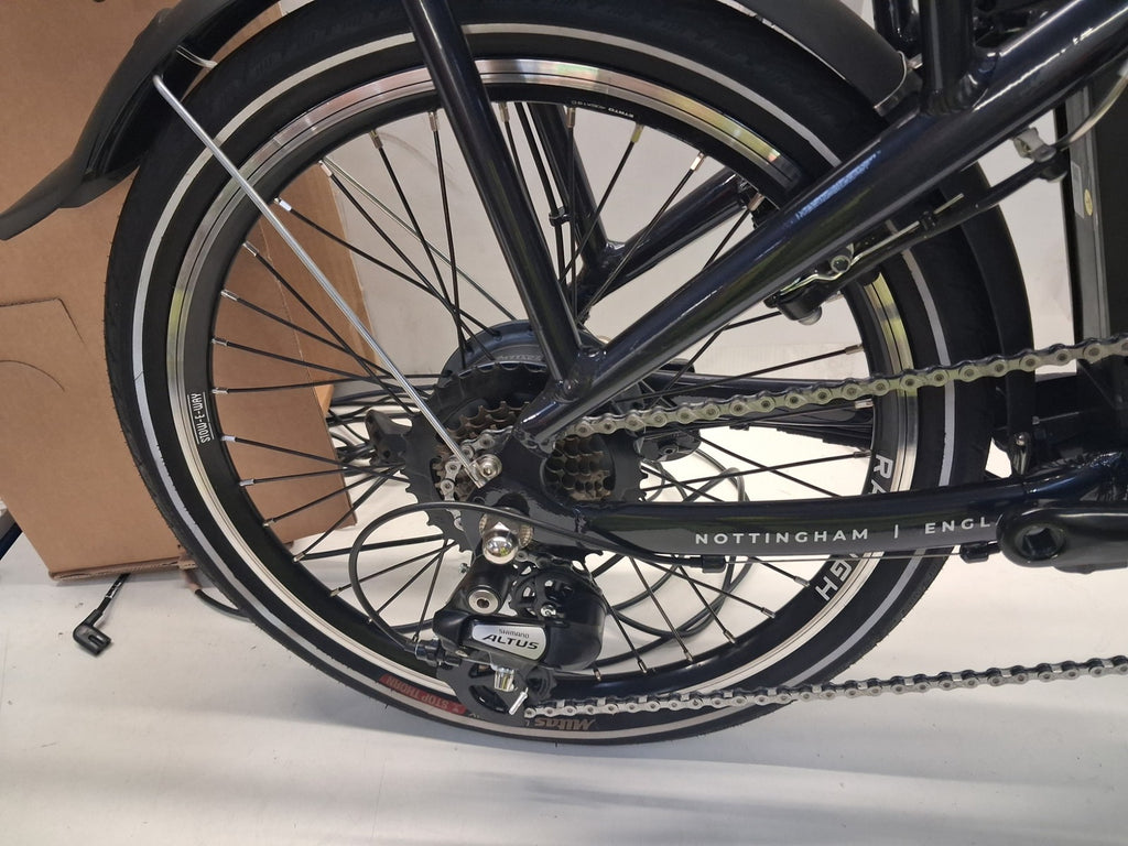 Raleigh Stow-E-Way Folding 7-Speed 20" Wheel Alloy E--Bike Dark Blue (Scratched)