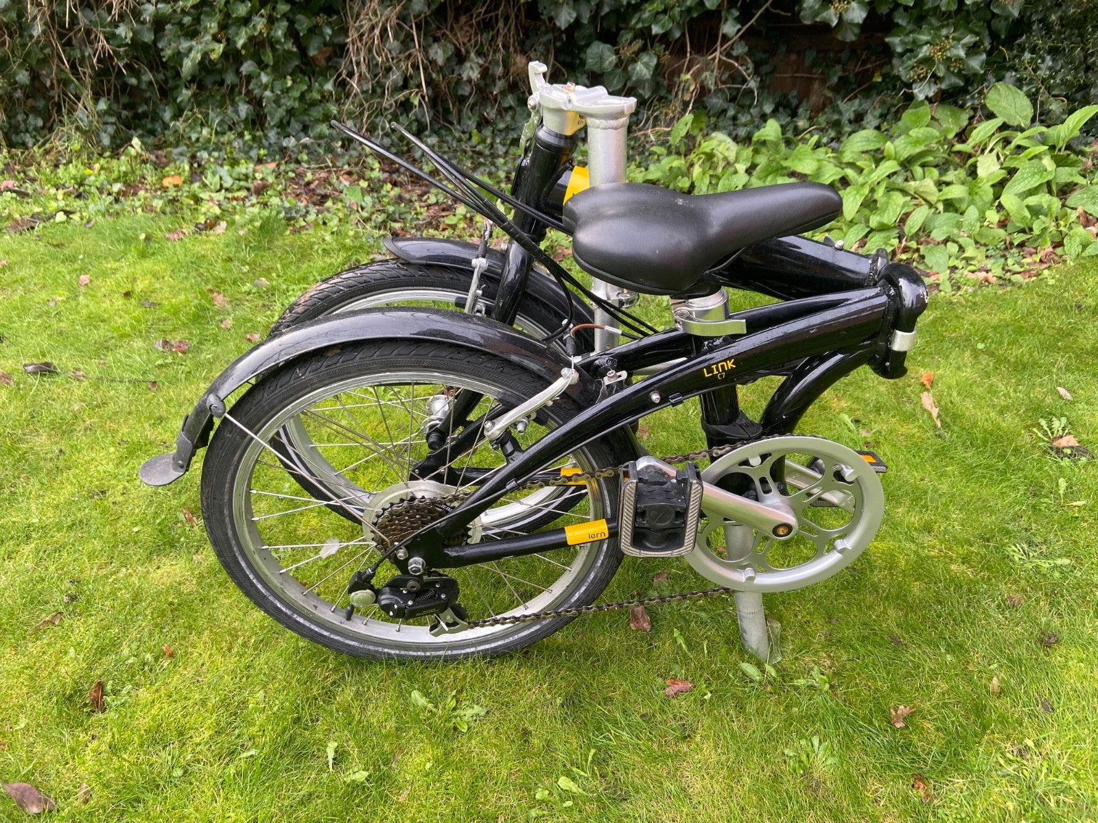 Tern Link C7 folding bike
