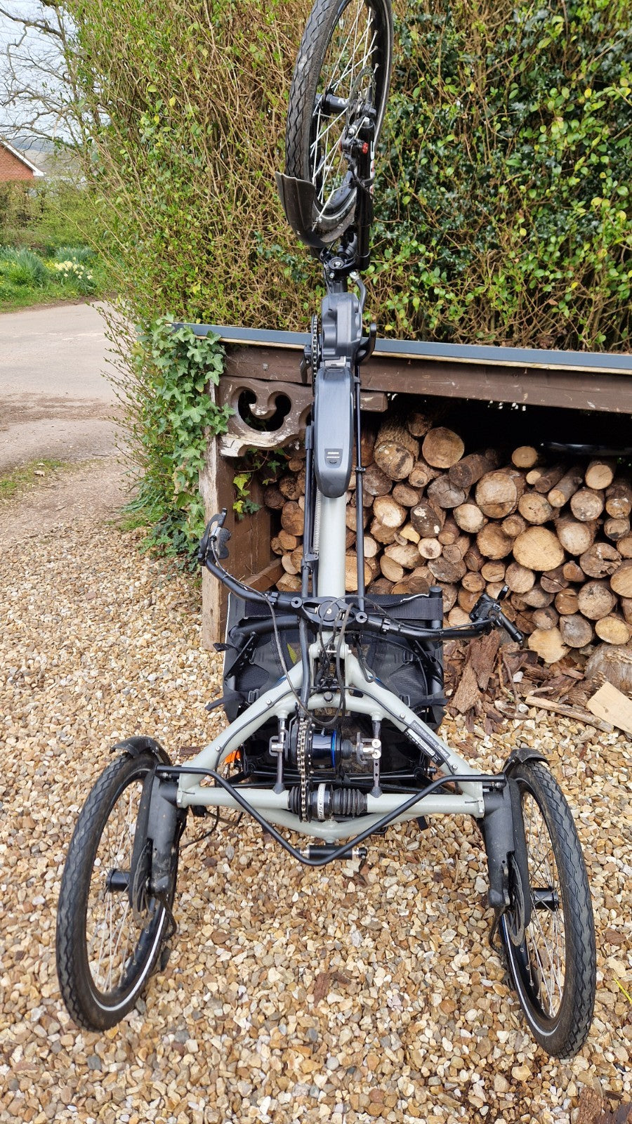 2021 Hase Bikes Kettwiesel Evo with assist auto gears Folding Recumbent trike.🦚