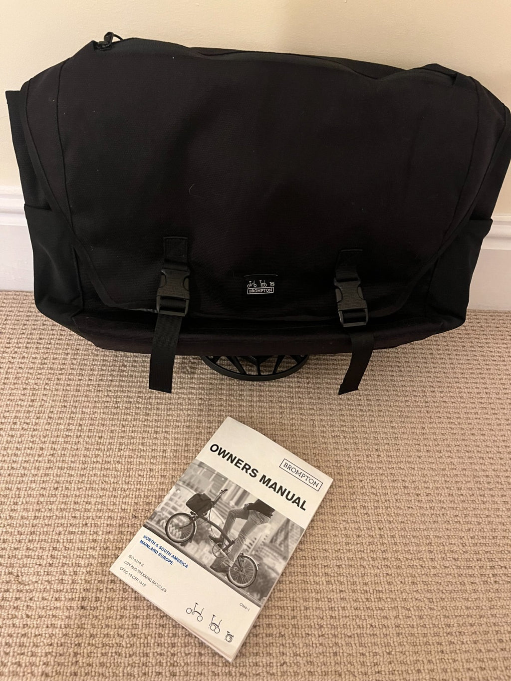 Brompton M6L Superlight Black Lacquer Titanium 2021 – MINT UNUSED – Rare Spec