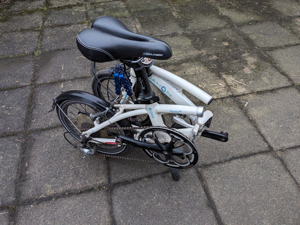 Dahon Mantis P8 Folding Bike