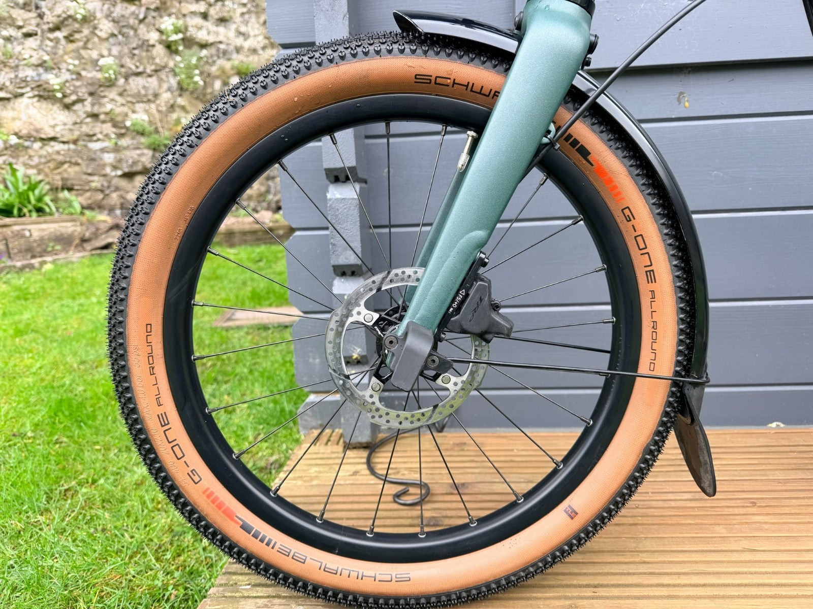 Brompton G Line Folding Bike – Roller Frame – 8 Speed – Forest Green – Medium