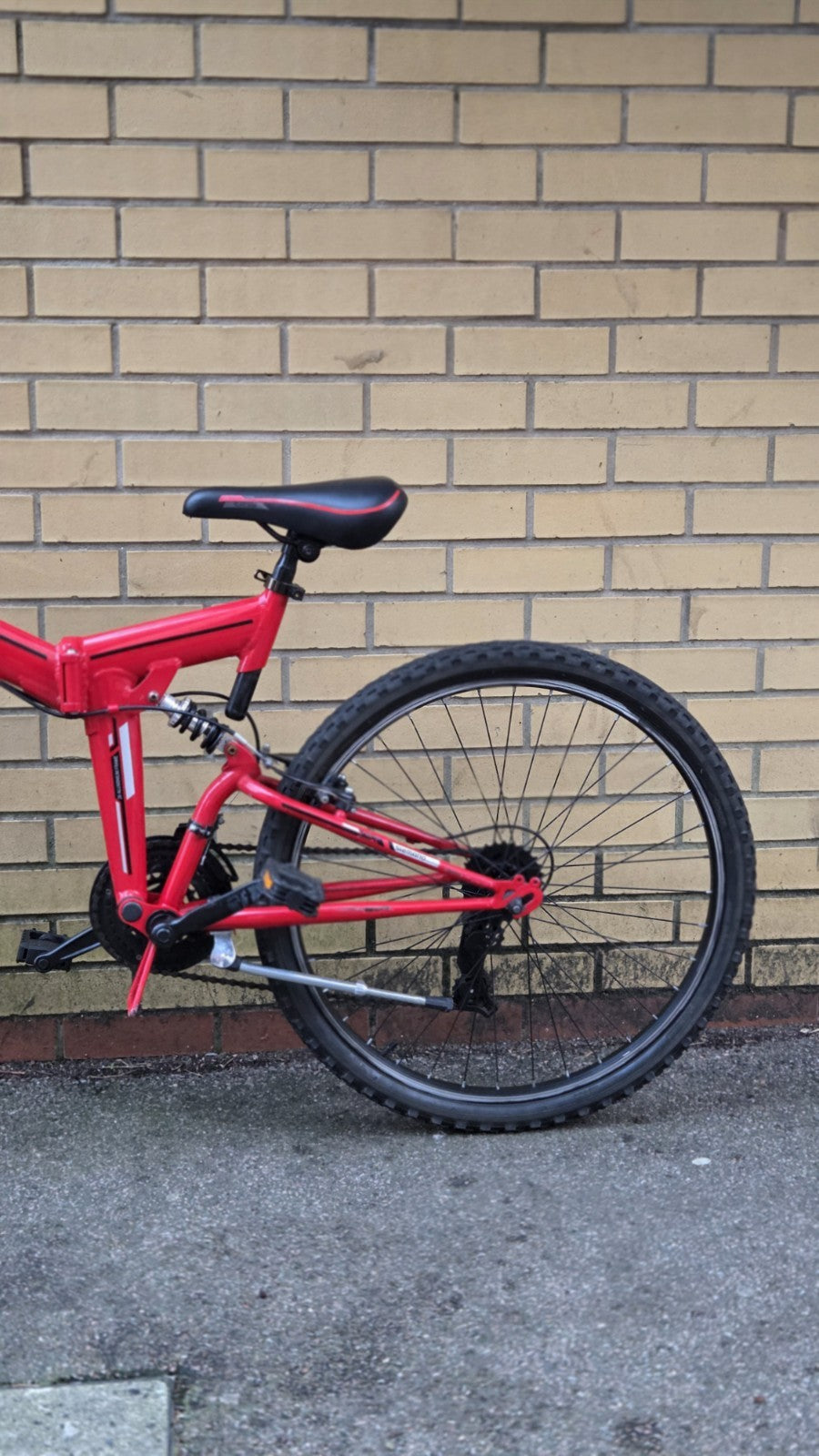 Cross CXF300 Folding Mountain Bike 26" Red