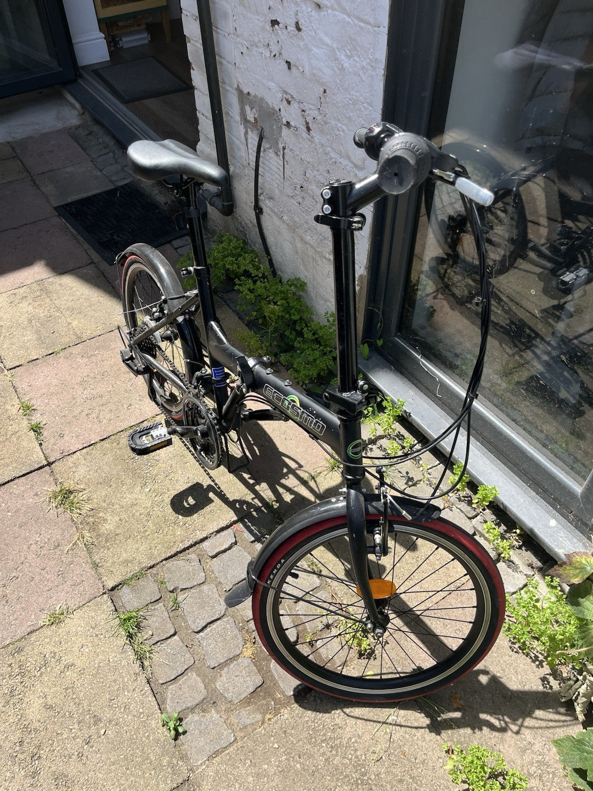 Meq 20in Folding Bike Black 6-Speed V-Brakes Kickstand Grip Shifters