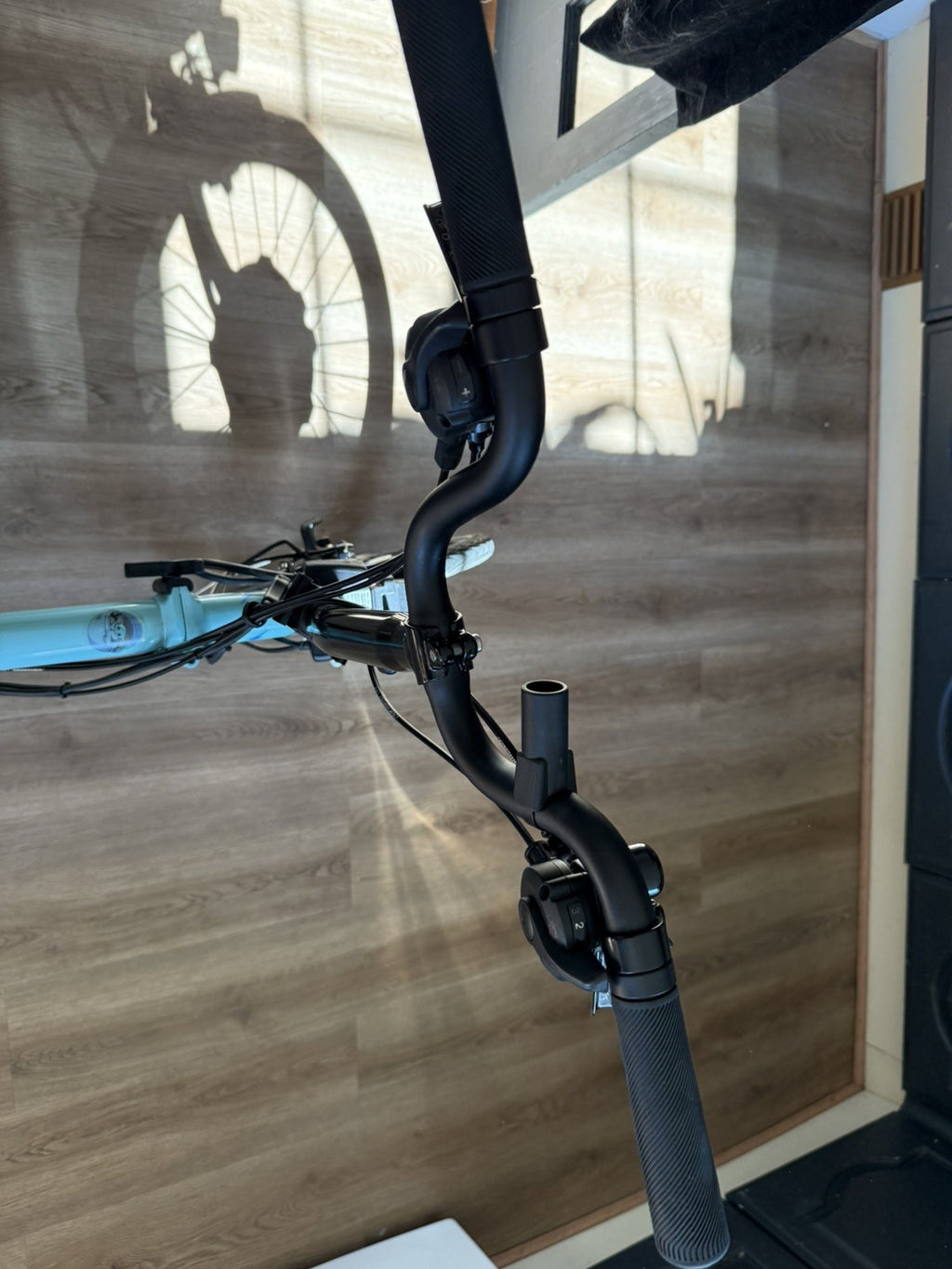 Brompton M6L E 6 Speed Mid Folding Bike